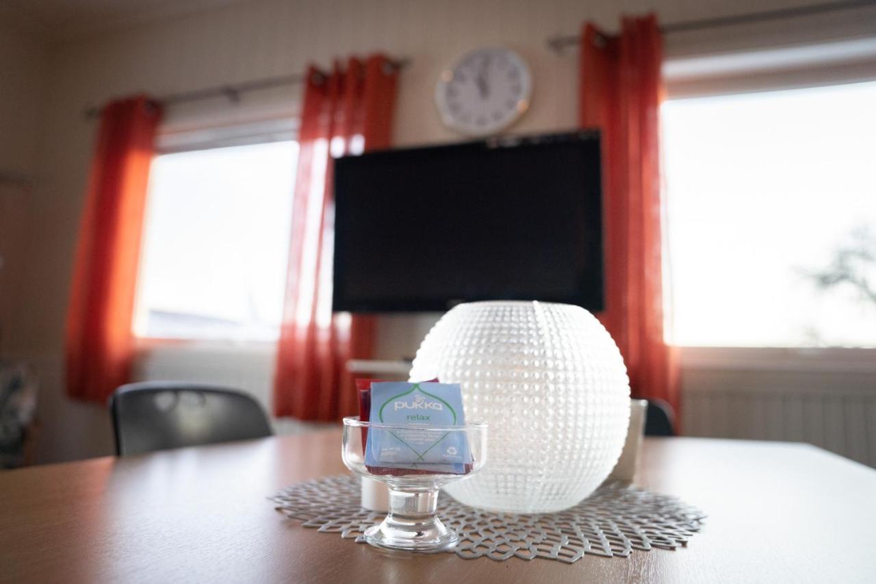 Mix Tana Spiseri Og Overnatting Motel Esterno foto